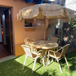 Estudio Pareja Con Jardincito Privado Barbacoa Con Piscina Compartida Apartamento
